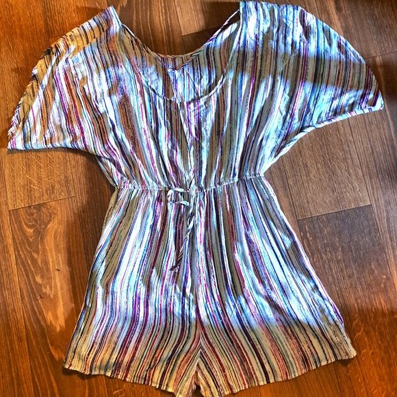 NWT BCBG Generation Striped Lightweight Sheerish  Shorts Romper/ Playsuit Med - Picture 14 of 16